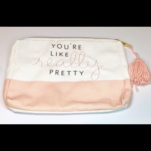 A bag to remind you of the Queen you are!!